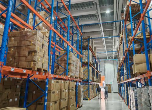 山東蘊達金屬制品 重型貨架廠深耕倉儲領域，金屬制品研發賦能全球工業升級